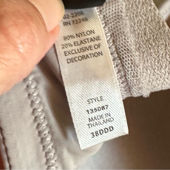 Cacique T-shirt Bra & Felina Side Smothing Lot of 2 Women's Size 38DDD Bras GUC - Picture 8 of 13